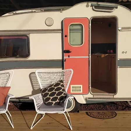 דירה Romantic Eco Getaway